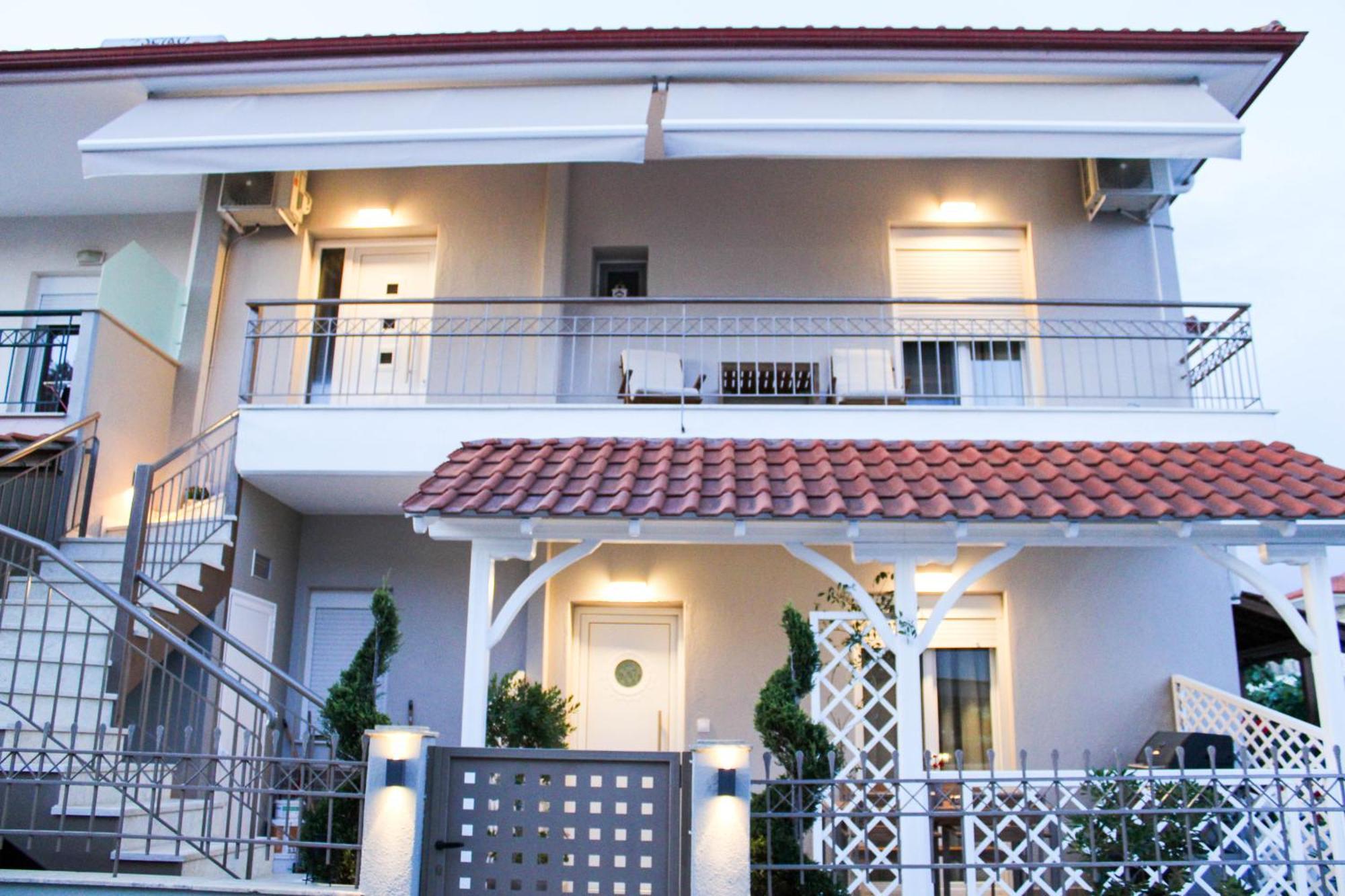 Comfy Apartments Nikiti  Buitenkant foto