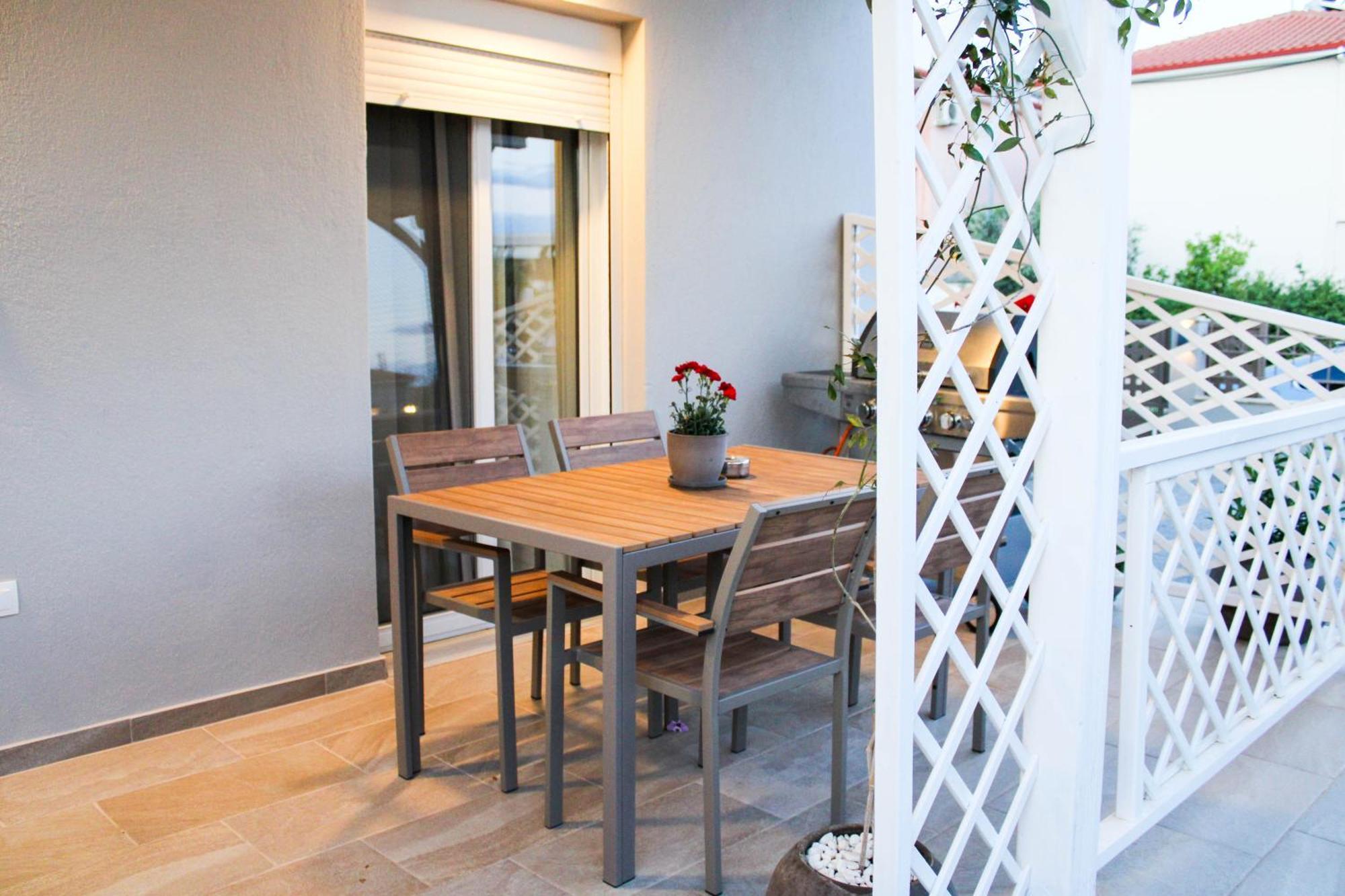 Comfy Apartments Nikiti  Buitenkant foto