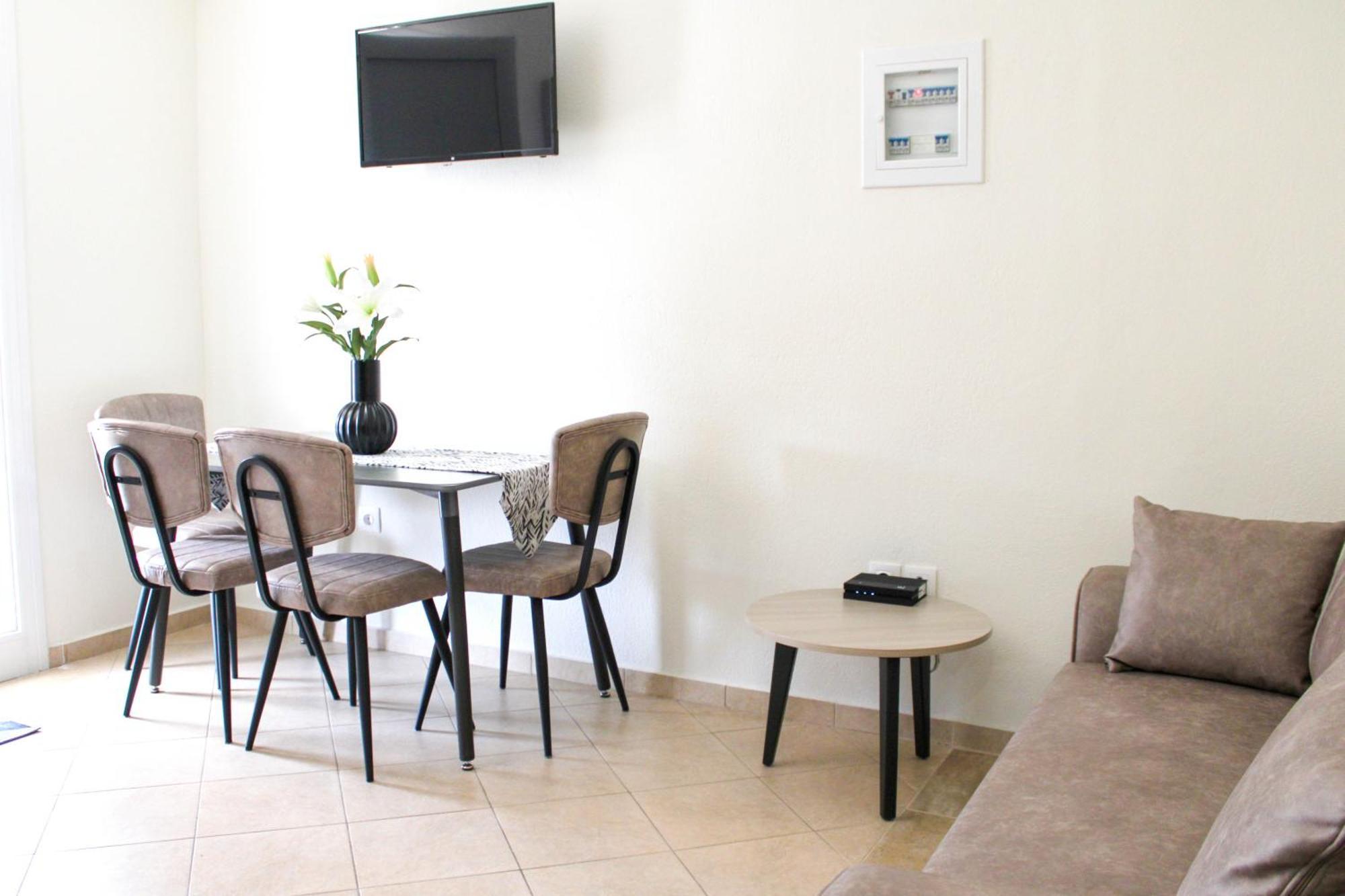 Comfy Apartments Nikiti  Buitenkant foto
