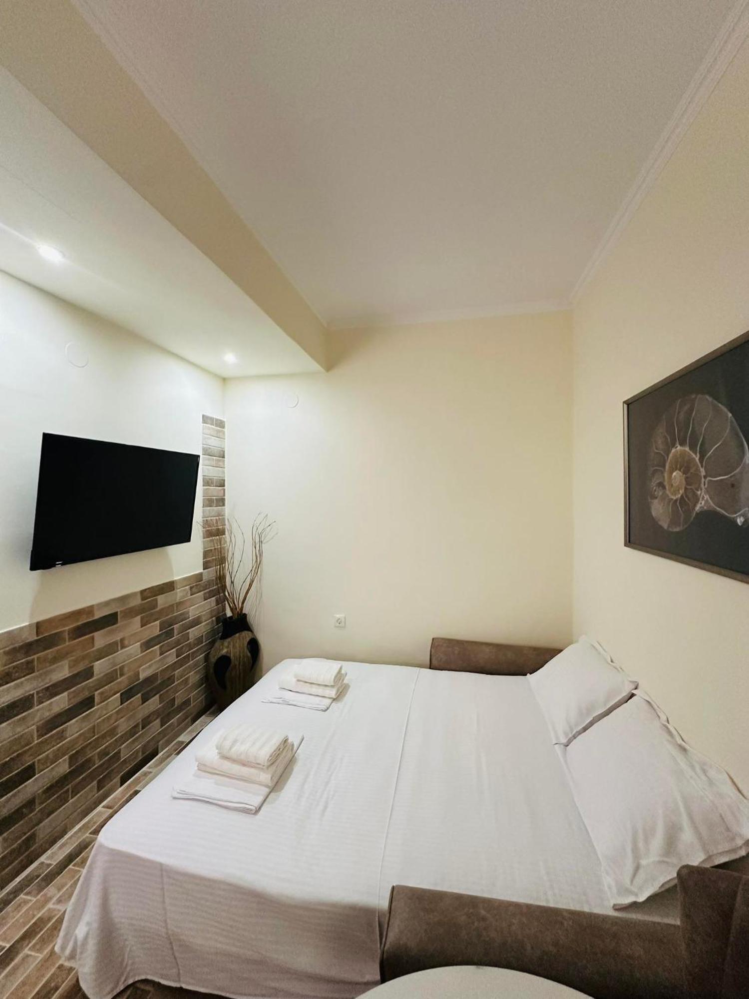 Comfy Apartments Nikiti  Buitenkant foto