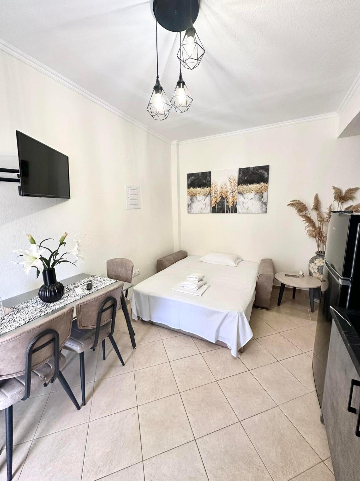 Comfy Apartments Nikiti  Buitenkant foto